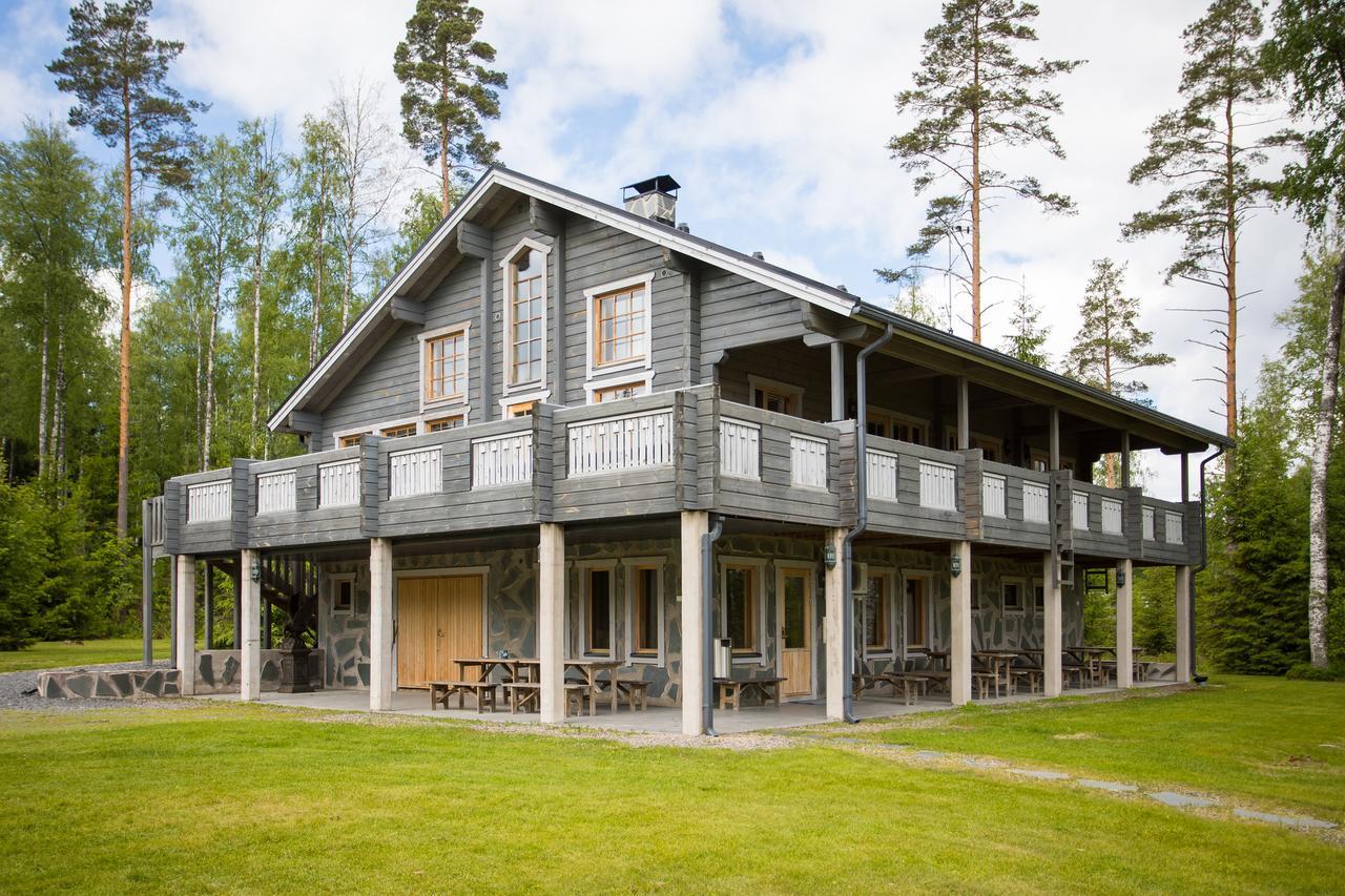 Kuus-Hukkala Hotel Harkala  Exterior foto