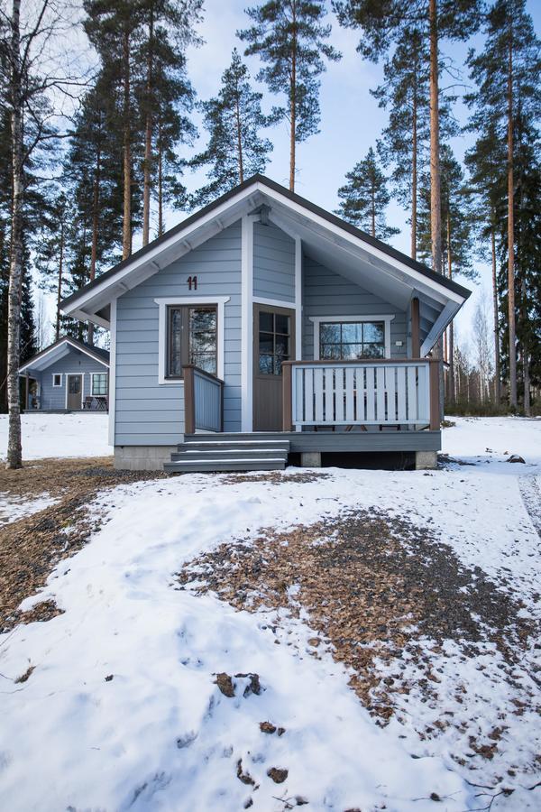 Kuus-Hukkala Hotel Harkala  Exterior foto