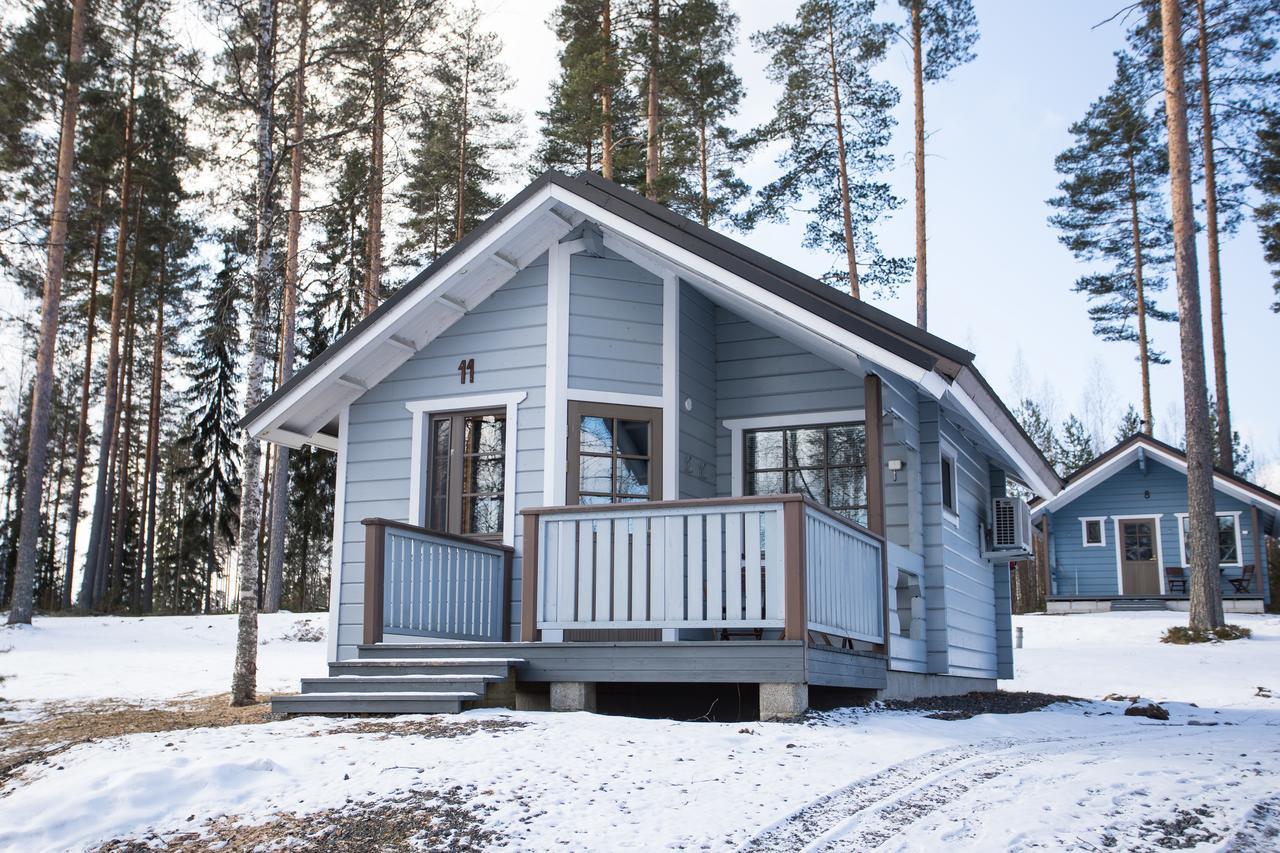 Kuus-Hukkala Hotel Harkala  Exterior foto