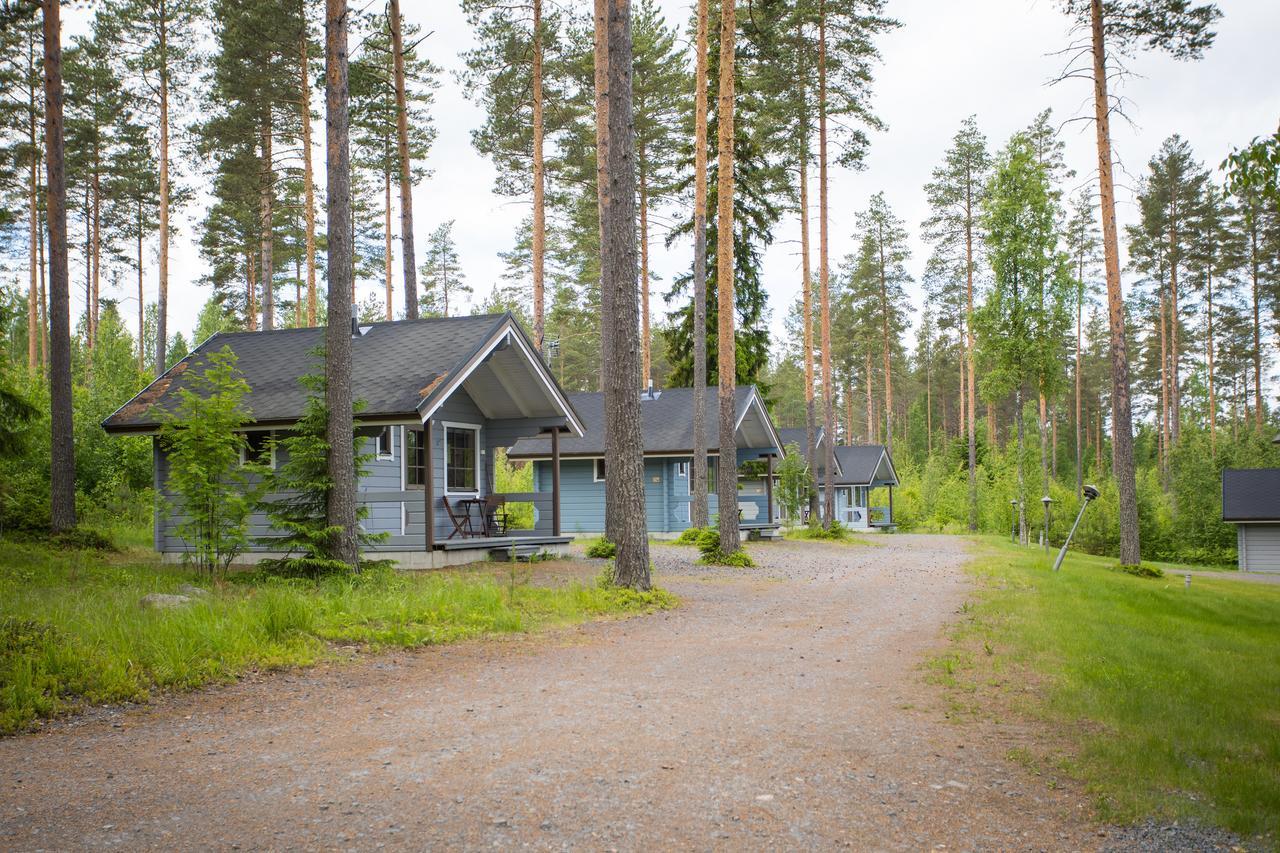 Kuus-Hukkala Hotel Harkala  Exterior foto